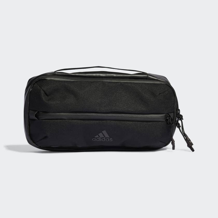 4CMTE_Sling_Bag_Czern_IB2675_01_standard