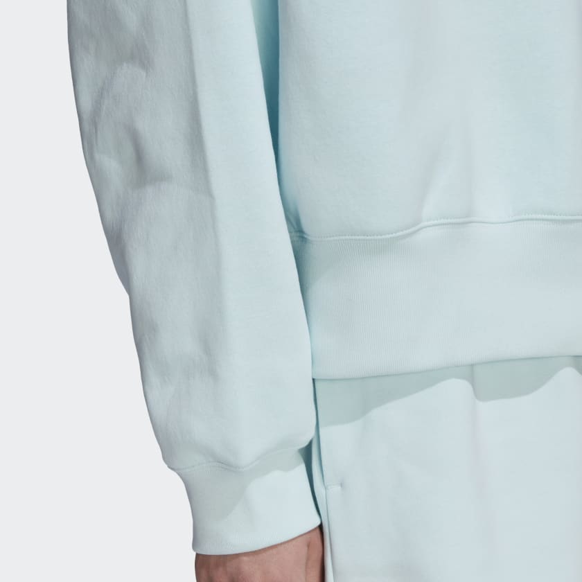 Adicolor_Essentials_Fleece_Sweatshirt_Niebieski_HJ7867_42_detail
