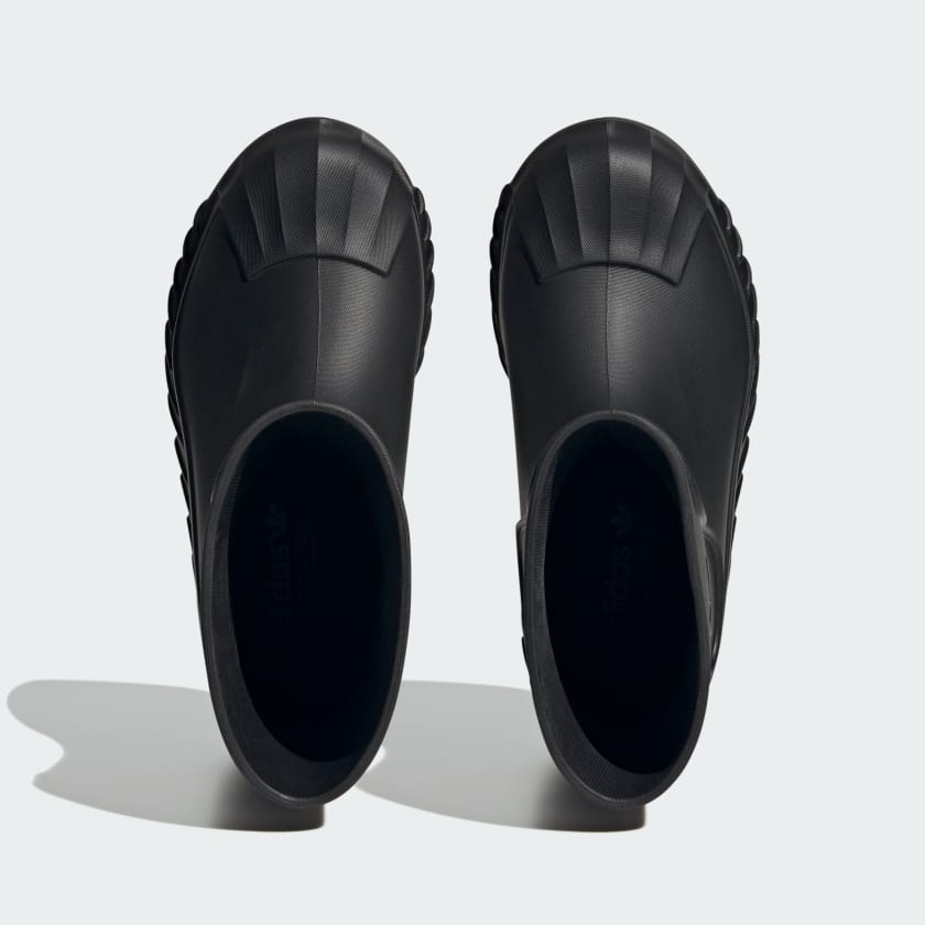 Buty_AdiFOM_SST_Boot_Czern_IG3029_02_standard_hover