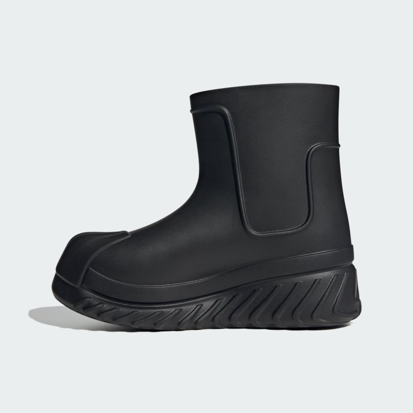 Buty_AdiFOM_SST_Boot_Czern_IG3029_06_standard