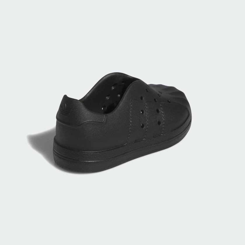 Buty_AdiFOM_Superstar_360_Kids_Czern_IG0203_05_standard