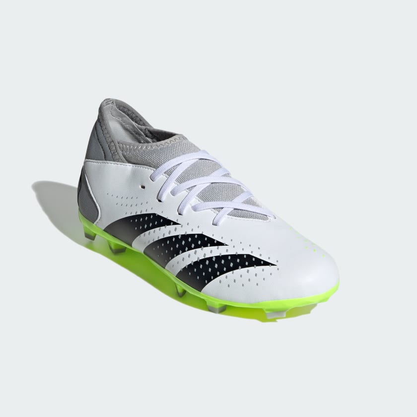 Buty_Predator_Accuracy.3_FG_Bialy_IE9504_04_standard