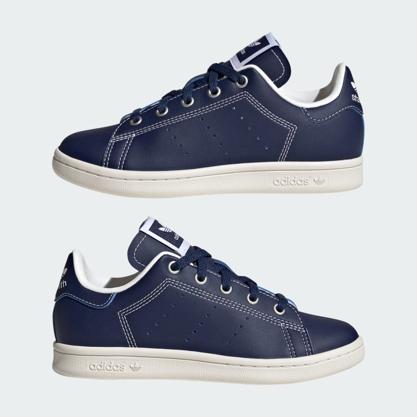 Buty_Stan_Smith_Niebieski_IG0572_09_standard