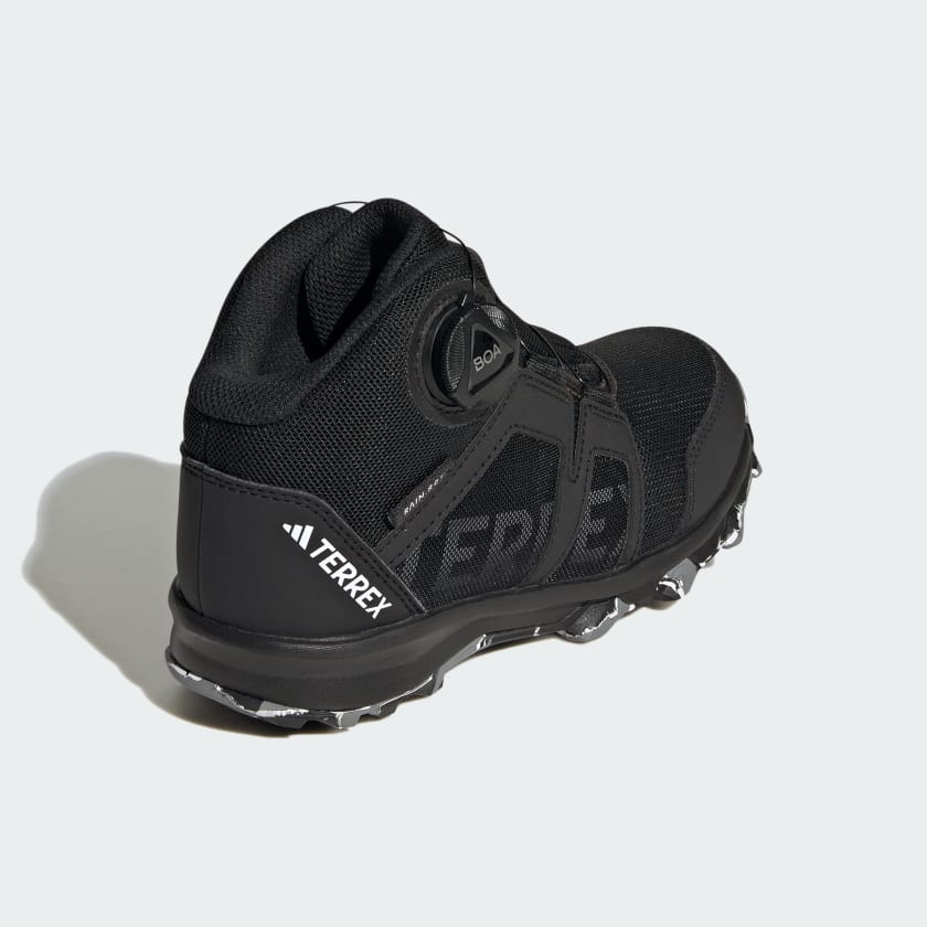 Buty_Terrex_BOA_Mid_RAIN.RDY_Hiking_Czern_IF7508_05_standard