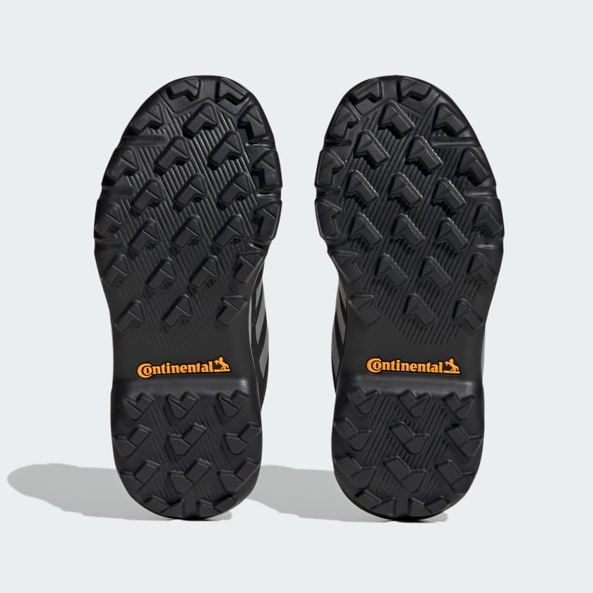 Buty_Terrex_GORE-TEX_Hiking_Czern_IF7519_03_standard