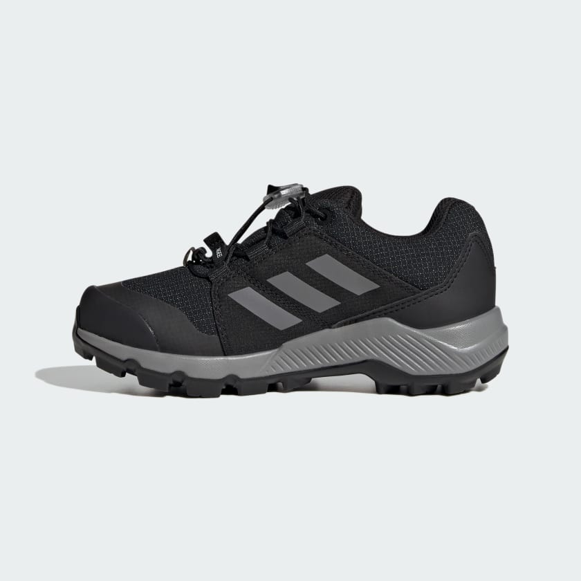 Buty_Terrex_GORE-TEX_Hiking_Czern_IF7519_06_standard