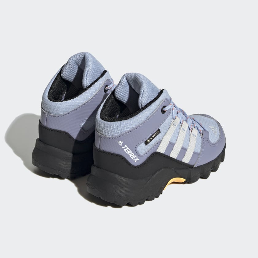 Buty_Terrex_Mid_GTX_Niebieski_FZ6053_05_standard