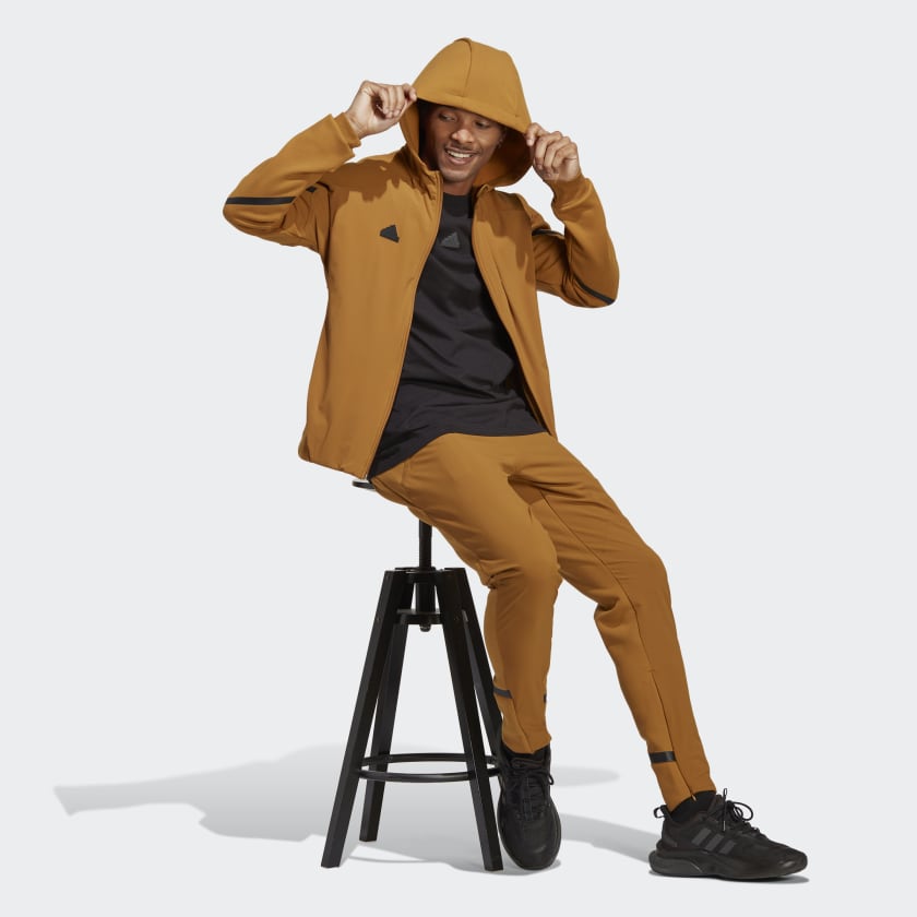 Designed_4_Gameday_Premium_Full-Zip_Track_Top_Brazowy_IC8043_25_model