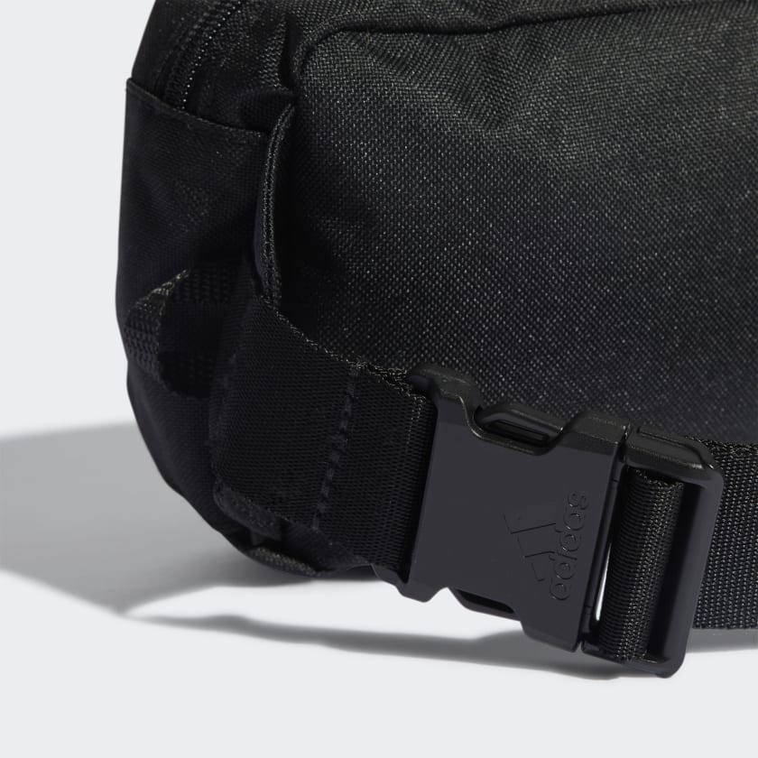 Essentials_Bum_Bag_Czern_HT4739_41_detail