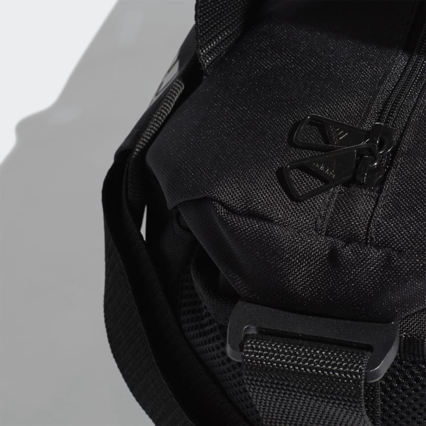 Essentials_Logo_Duffel_Bag_Extra_Small_Czern_GN1925_41_detail