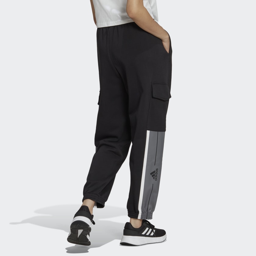 Essentials_Pin_Stripe_Block_Fleece_Cargo_Pants_Czern_HL2110_23_hover_model