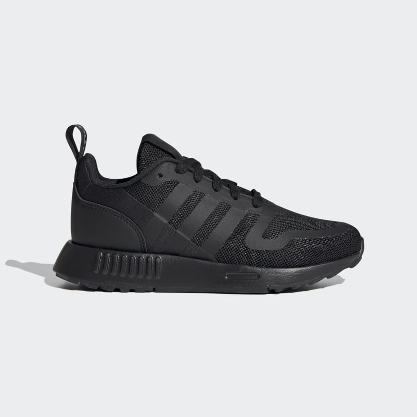 Multix_Shoes_Czern_FX6231_01_standard