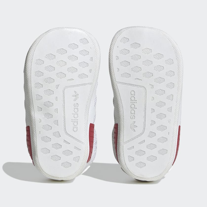 NMD_Shoes_Bialy_HQ1651_03_standard