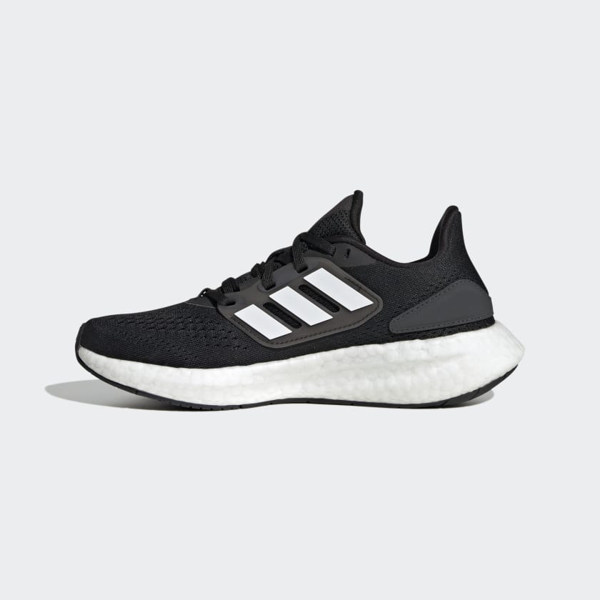 Pureboost_22_Shoes_Czern_GZ2599_06_standard