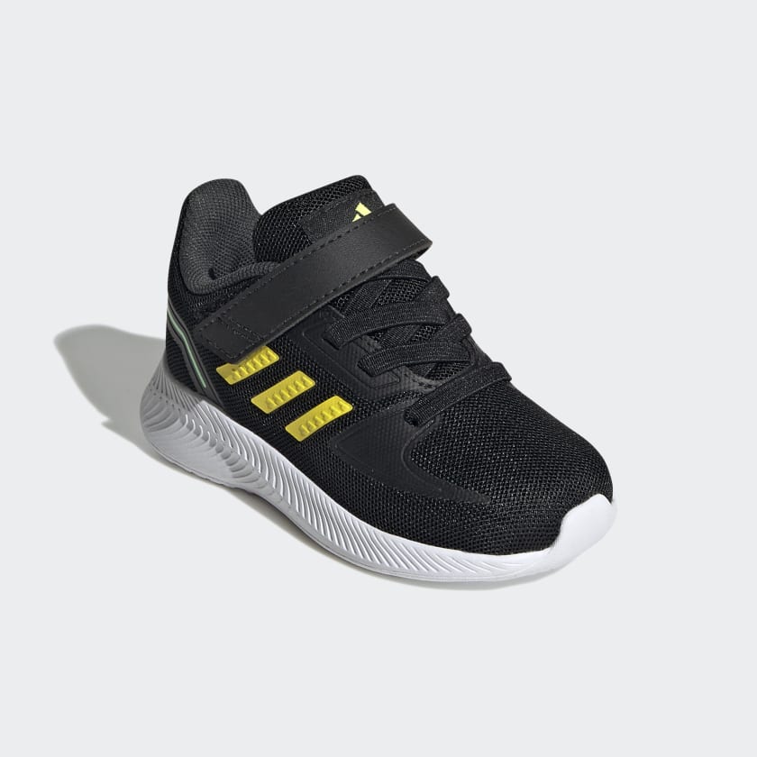 Runfalcon_2.0_Shoes_Czern_HR1400_04_standard