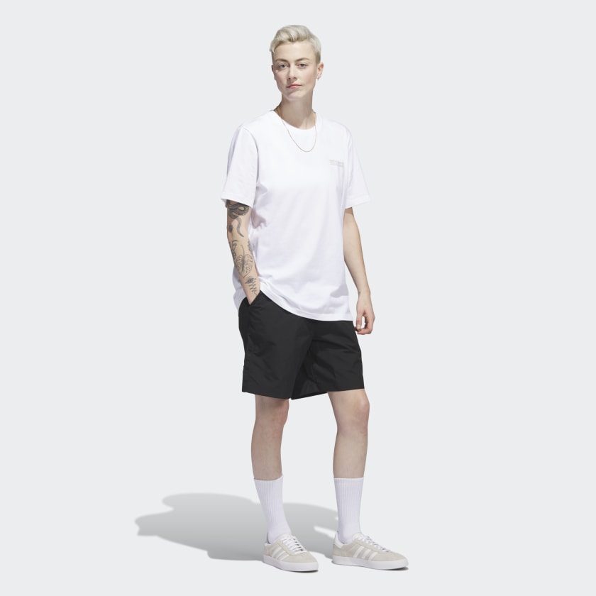 Skateboarding_Water_Short_uniseks_Czern_HS3016_25_model