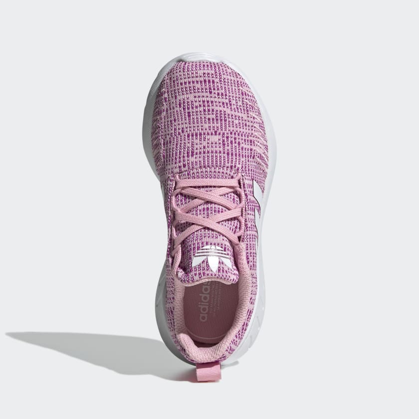 Swift_Run_22_Shoes_Rozowy_GW8181_02_standard_hover