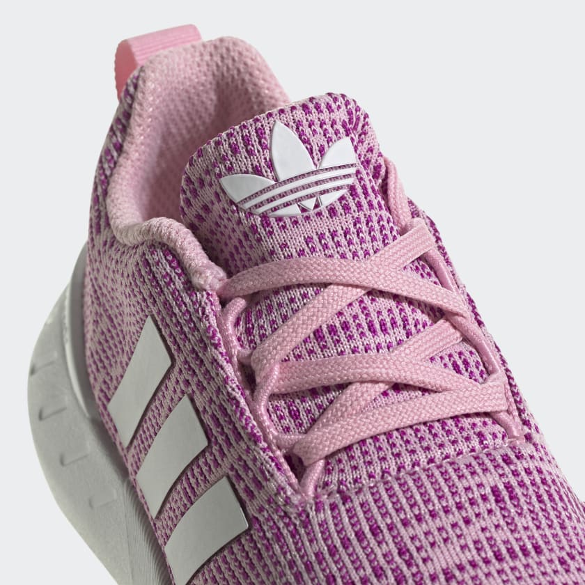 Swift_Run_22_Shoes_Rozowy_GW8181_41_detail