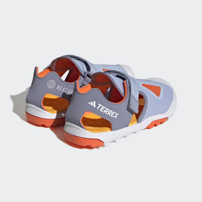 Terrex_Captain_Toey_2.0_Sandals_Fioletowy_HQ5838_05_standard