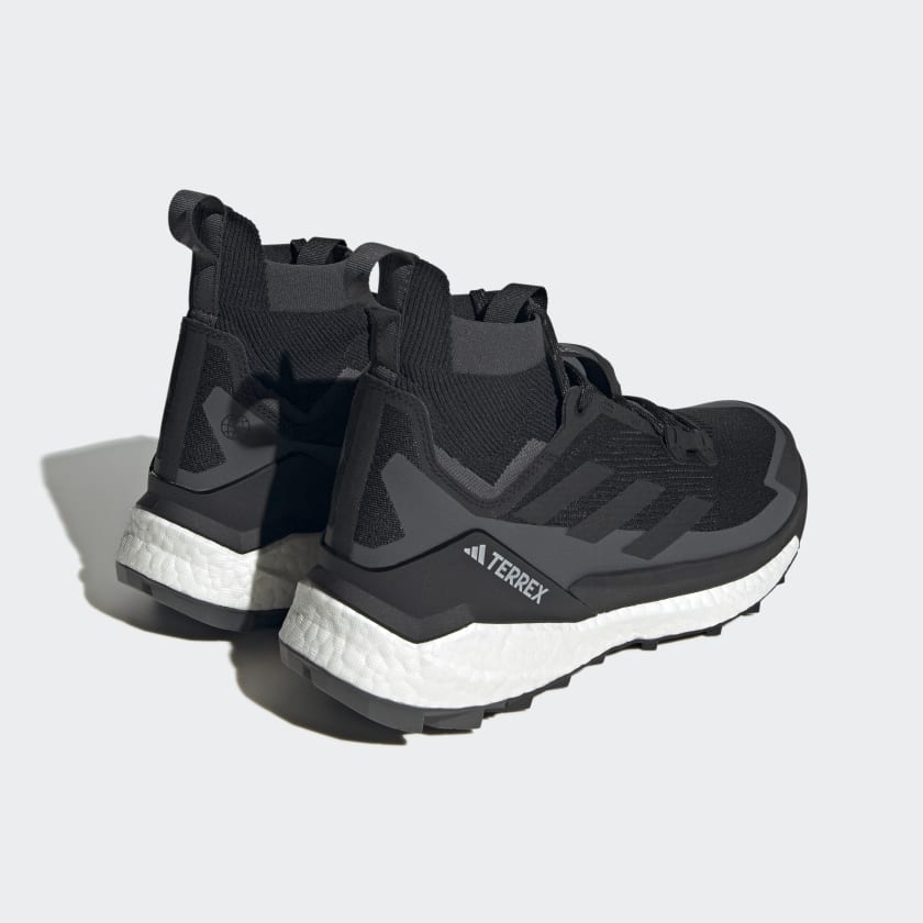 Terrex_Free_Hiker_Hiking_Shoes_2.0_Czern_HQ8395_05_standard