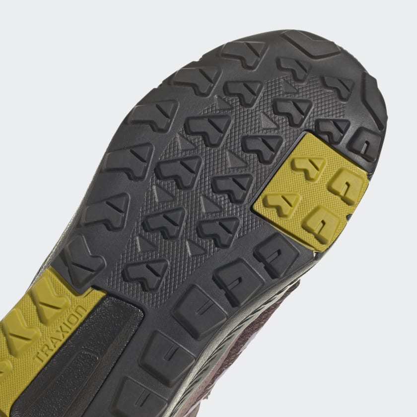 Terrex_Trailmaker_High_COLD.RDY_Hiking_Shoes_Czerwony_GZ1173_41_detail