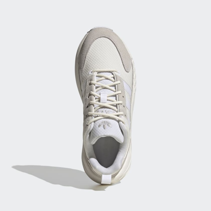 ZX_22_BOOST_Shoes_Bialy_GX9546_02_standard_hover